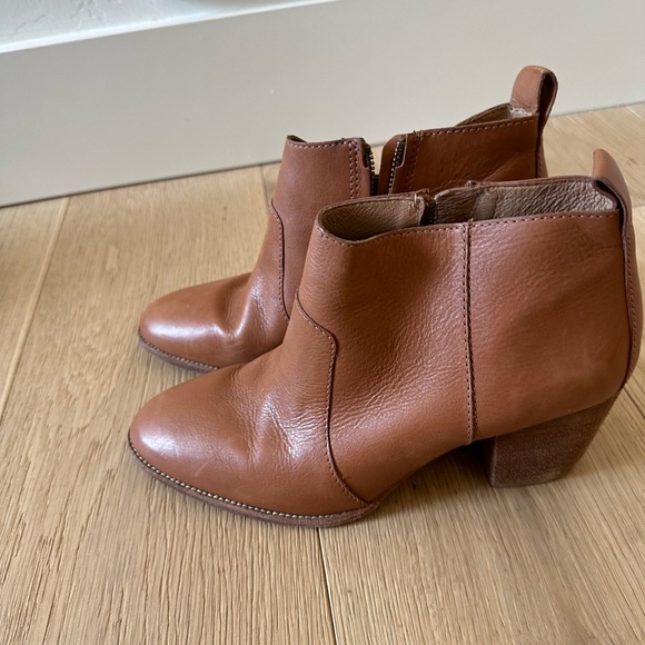 Madewell boot - Picture 2 of 2